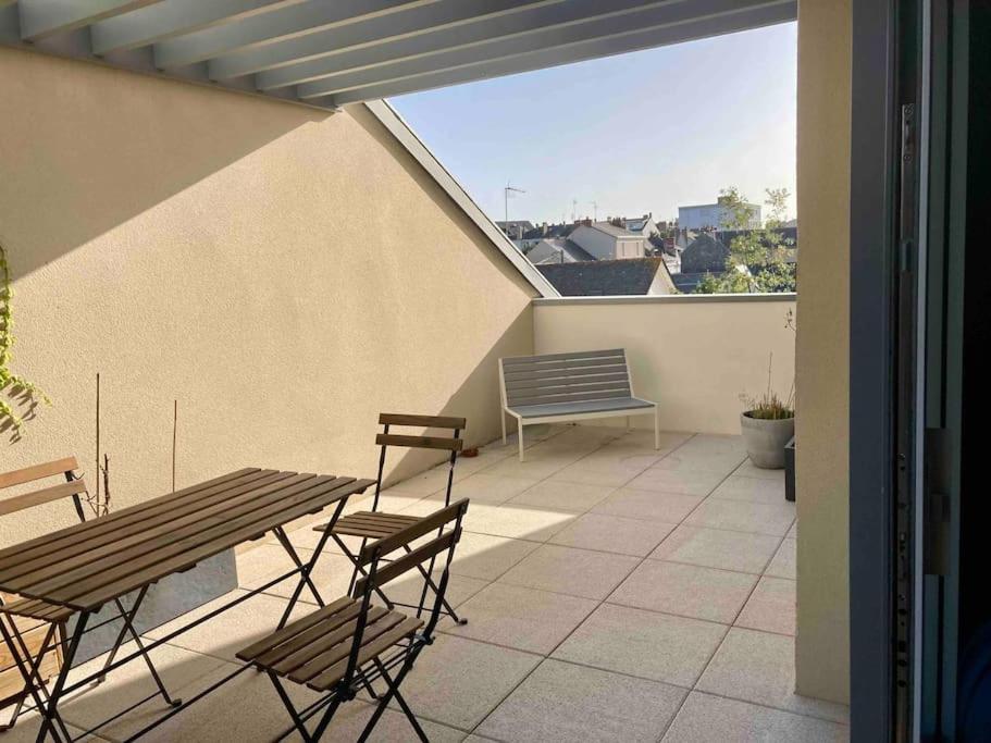 Quai Sud - Gare, 100 M2, Parking, Wifi, Superette, Lave Linge Lägenhet Angers Exteriör bild
